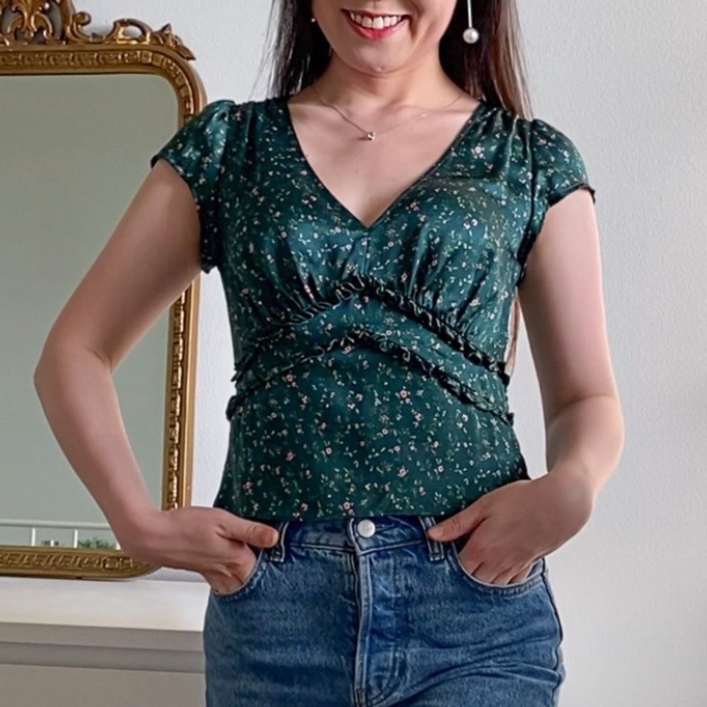 Reformation Levi Silk Top Coriander Size 0